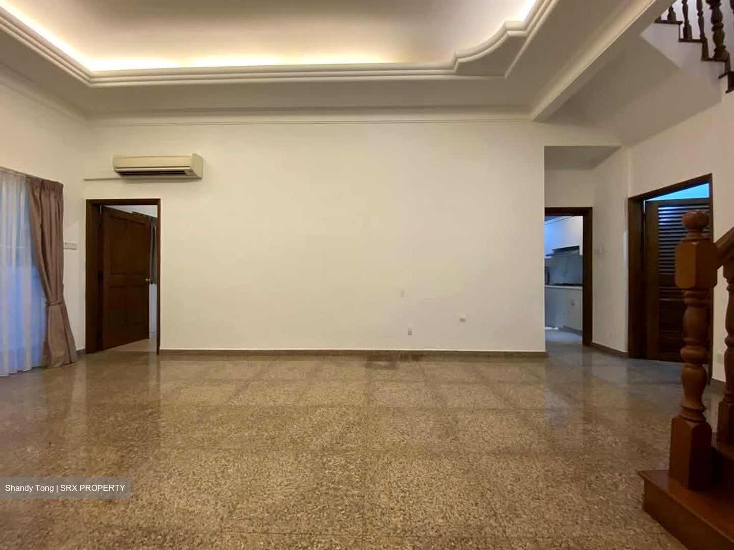 Serangoon Garden Estate (D19), Terrace #575388091